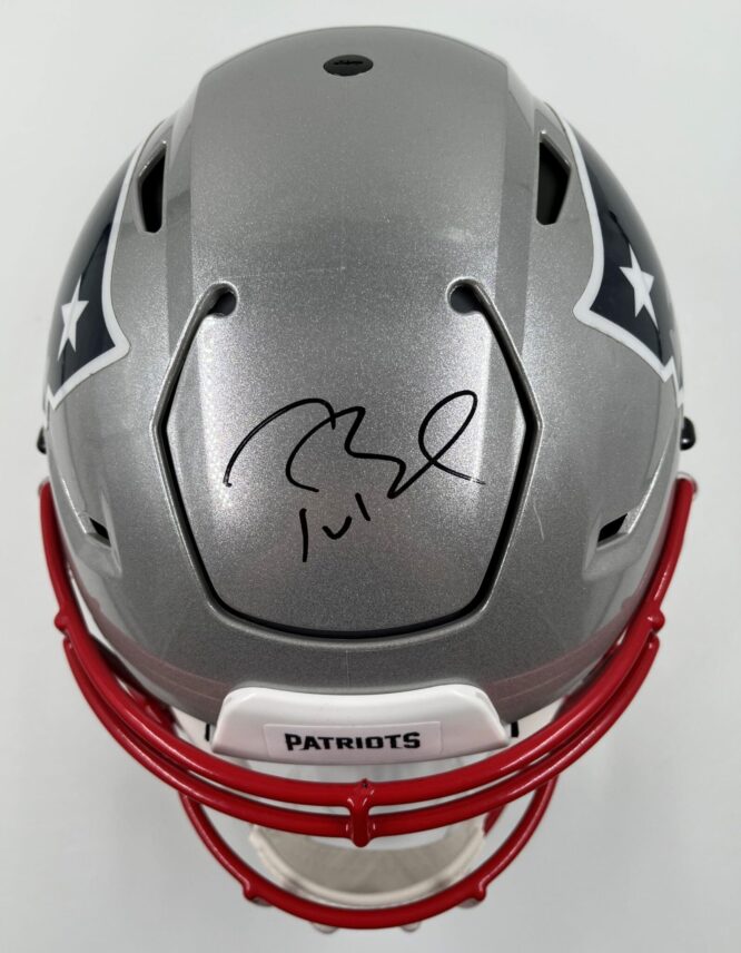 Tom Brady Tom Brady Signed New England Patriots Silver Speed Flex Authentic Helmet  [AA0111247]