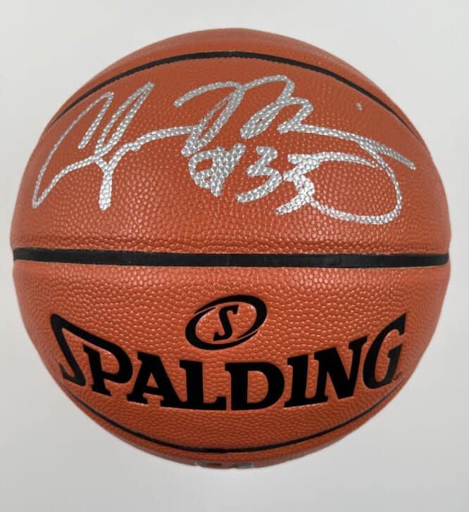 Alonzo Mourning Miami Heat Authentic Signed Spalding Game Ball Series Basketball with Silver Signature [B485469]