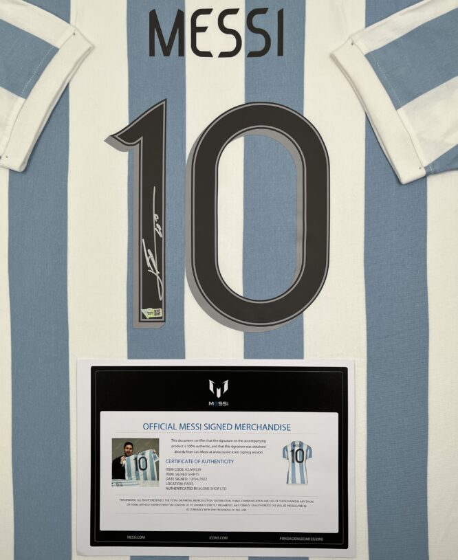 Lionel Messi Argentina National Team Replica Signed Shirt with Silver Signature B536233 6